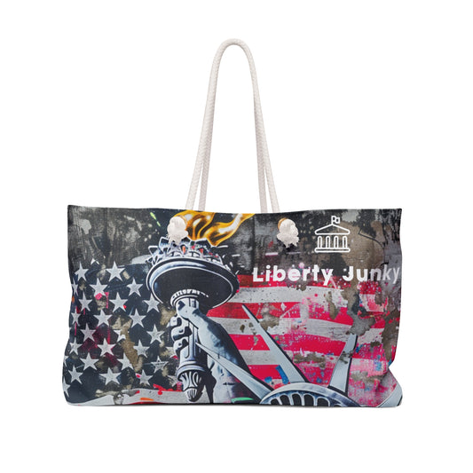 Liberty Junky Graffiti Statue of Liberty Weekender Bag